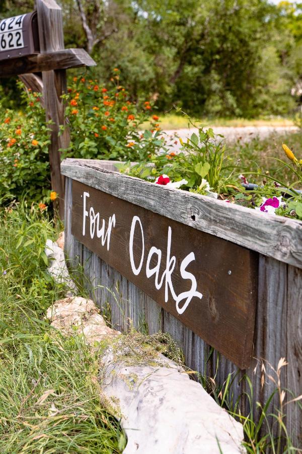 Dean'S Den: Private Deck W/ Jacuzzi And A View Villa New Braunfels Buitenkant foto